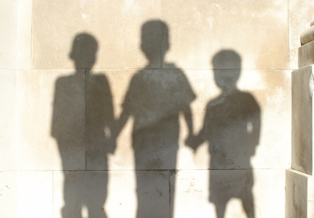 INVISIBILIDAD DE LOS NIÑOS