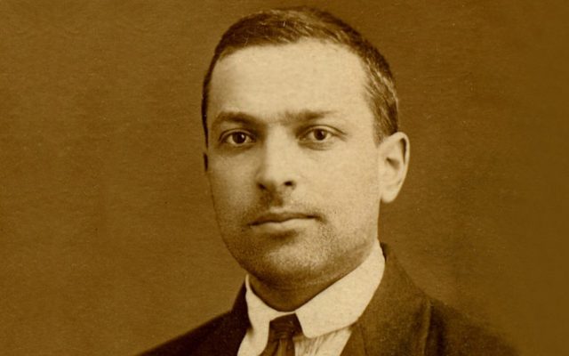 Lev Vygotsky (1896-1934)