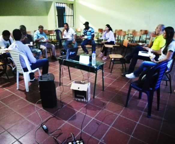 Primer conversatorio de líderes comunitarios con equipo CINARA y AQUARISC sobre GIRH en el municipio de  Patía.
