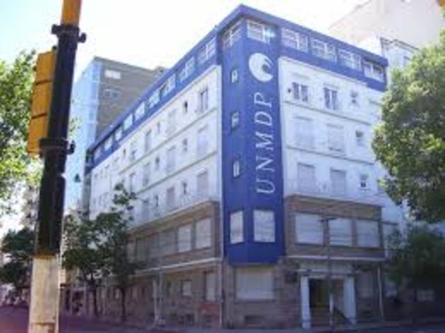 PAZOS- EL PROYECTO UNIVERSIDAD ABIERTA DE LA UNIVERSIDAD NACIONAL DE MAR DEL PLATA Y EL PROYECTO UBAXXI