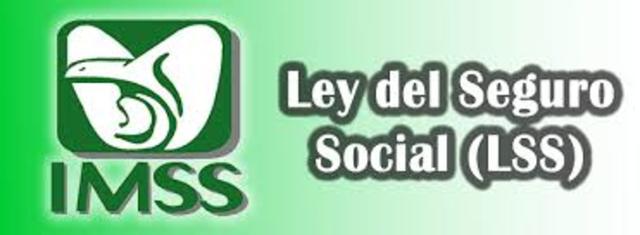Promulgación de la Ley del Seguro Social.