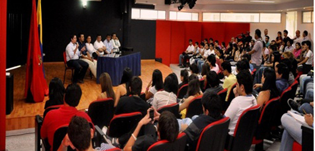 Apertura de la Universidad Libre