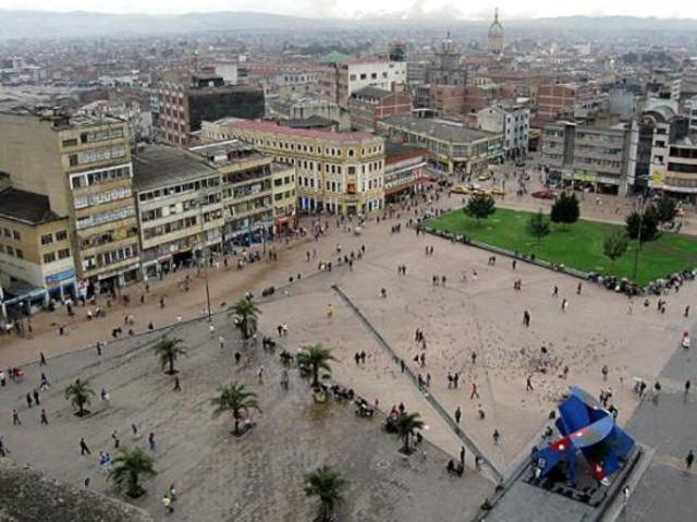 1.965 en un pequeño local “El Dante”