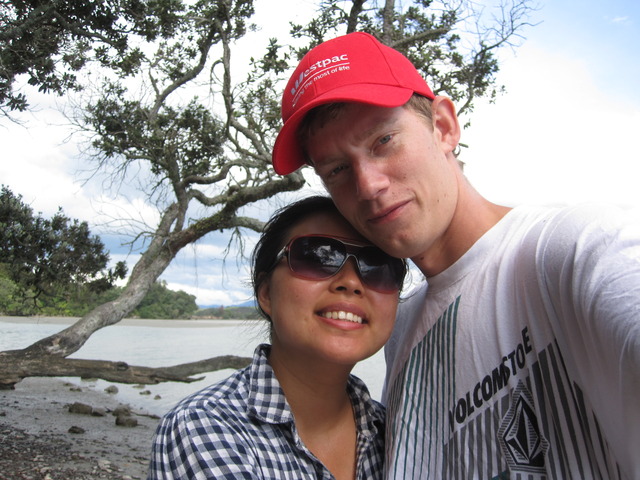 Sam and Susie celebrate their 6 month anniversary on Ohakana Island