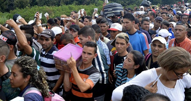 Milhares de Venezuelanos chegam ao Brasil