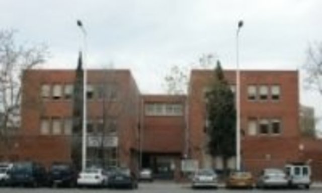 Polina and Nyeleti started the high school at the IES Icaria