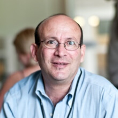 Carl Malamud Launches 'Internet Talk Radio'