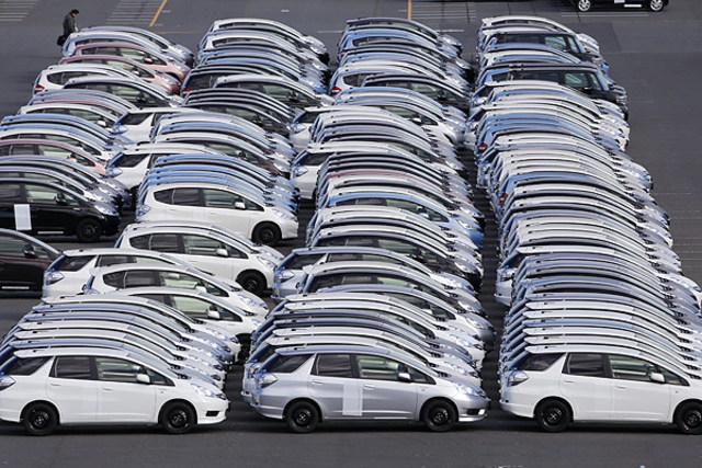 Primer acuerdo limitando las exportaciones japonesas a Estados Unidos