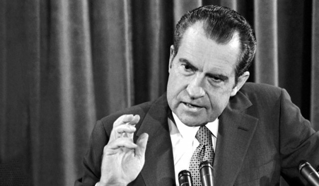 Nixon Must Hand Over Tapes