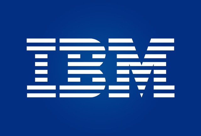 IBM Fabrica equipos de procesamiento