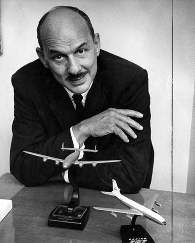 Harold Koontz y Ciryl O´Donnell