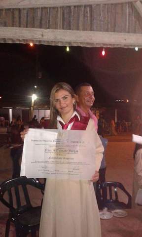 realizo una carrera intermedia