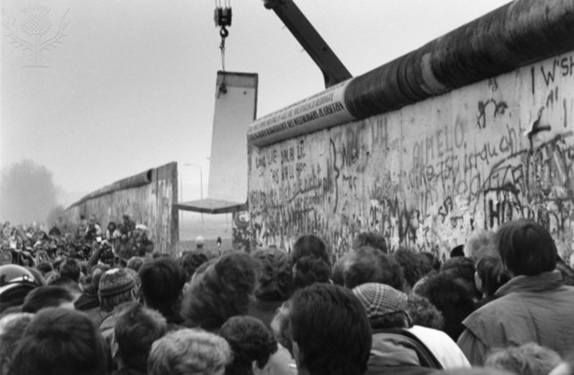 Fall of the Berlin Wall (Coca Cola)