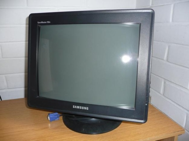 computador samsung (paulina)