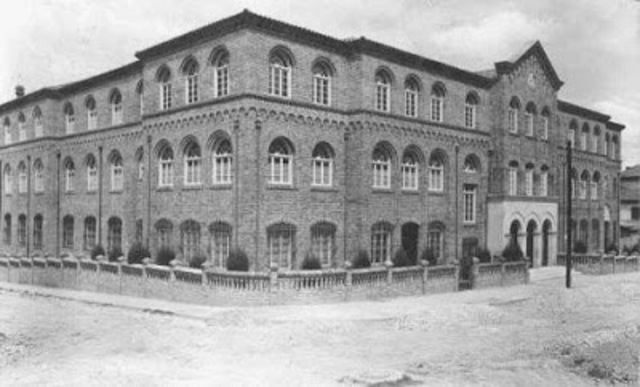 Fundación de la Universidad Santo Tomás