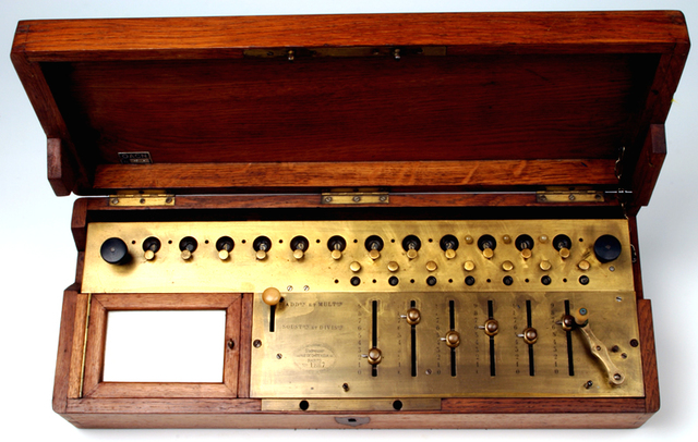 Calculadora Charles Thomas de Colmar 1820