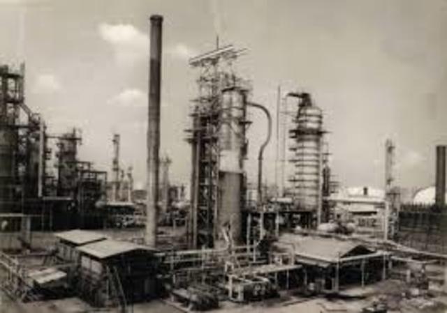 Creación de la primera refinería del país