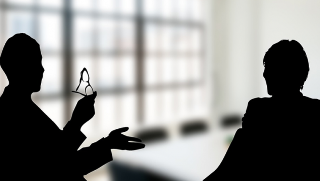 Acercate al diálogo considerando aprender algo.