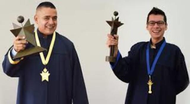 PREMIO COMPARTIR AL MAESTRO