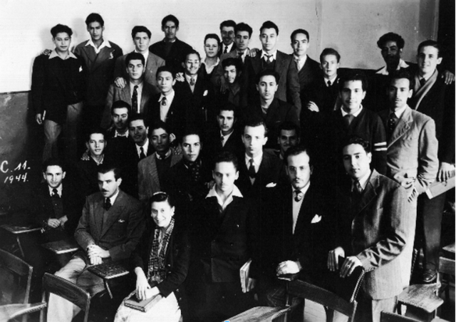 estudiantes  a las diversas  Facultades de la Universidad Nacional