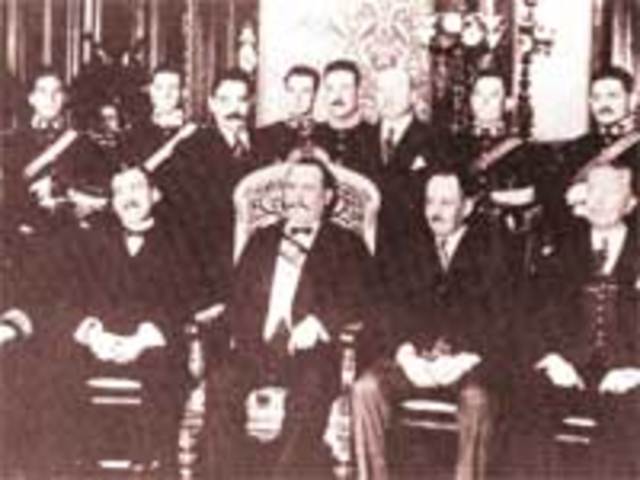 Obregón firma los tratados de Bucareli