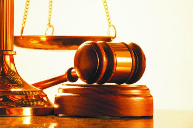 Obregón decreta leyes