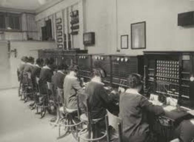 se estableció el servicio radiotelefónico mundial