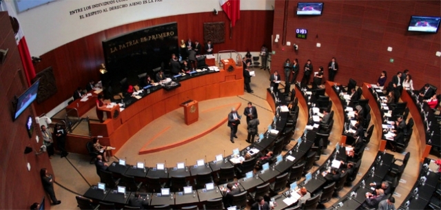 El decreto adiciono un segundo párrafo con siete fracciones al Artículo 6 de la Constitución