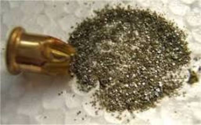 La pólvora fue inventada en China para hacer fuegos artificiales y armas