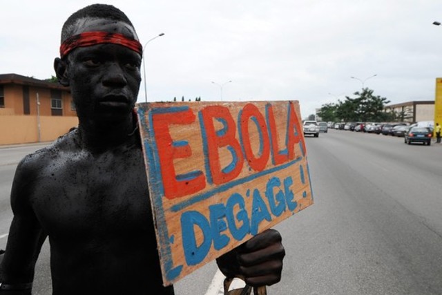 Más de cien personas han muerto sudando sangre