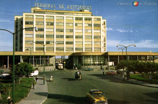 Primera Central de autobuses en Guadalajara.