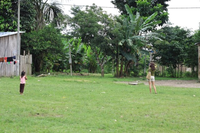 conversaciones exploratorias con las Farc / viajo a Leticia