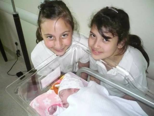 My sisters birth