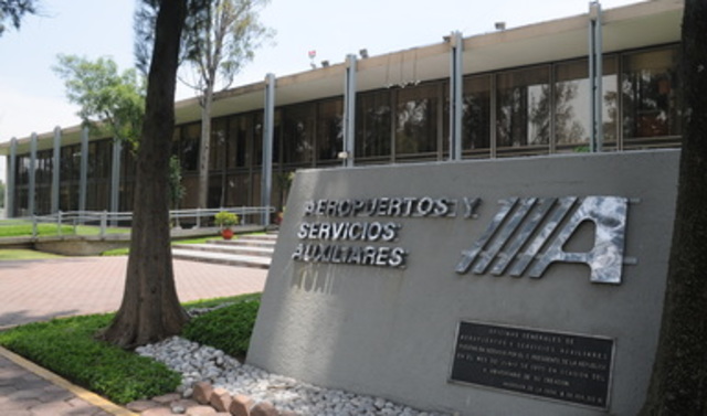 Se crea el órgano paraestatal de administración de aereopuertos: Aeropuertos y Servicios Auxiliares (ASA).