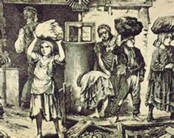 Niños en Cargados del Hogar