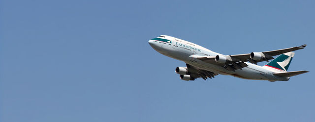 Cathay Pacific realiza el primer vuelo transpolar