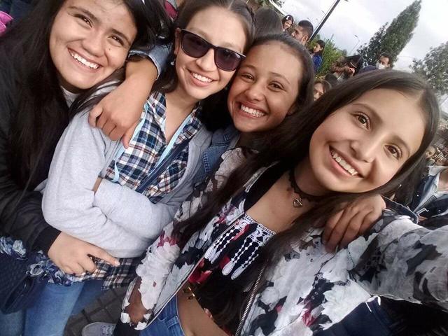 MIS MEJORES MOMENTOS JUNTO A MIS AMIGOS