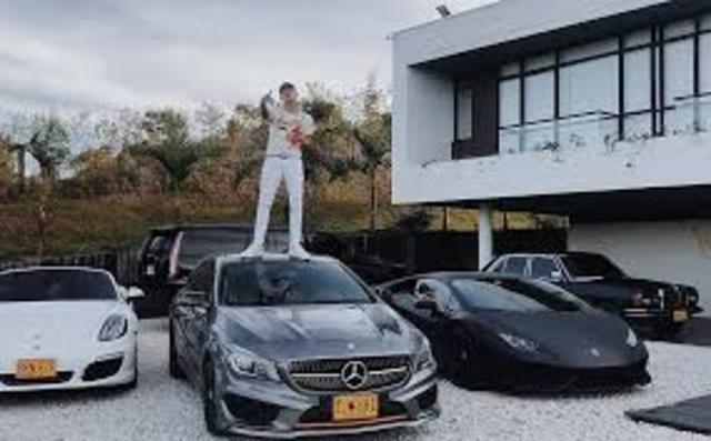 Comprarme muchos carros