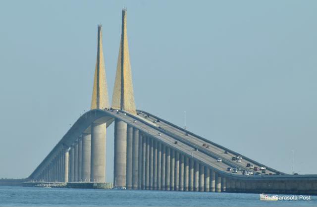 SUNSHINE SKYWAY BRIDGE COMPLETO