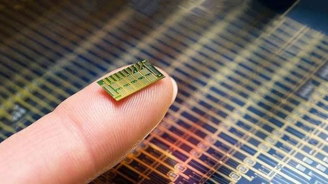 Empoderando la ley de Moore