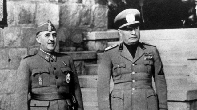 Roma envía material bélico