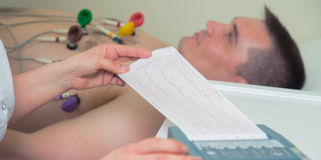 Tuve la oportunidad de acompañar a mi papá a realizarse un electrocardiograma