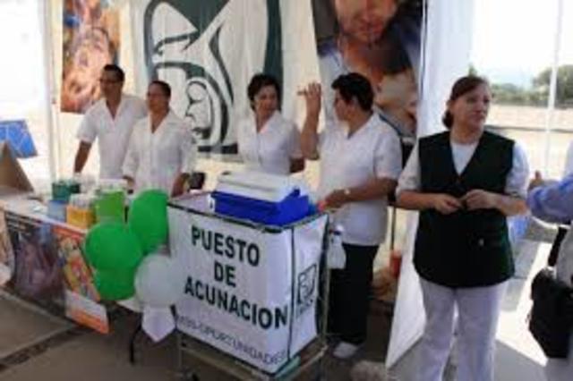 Vacunación Antivariolosa (IMSS)