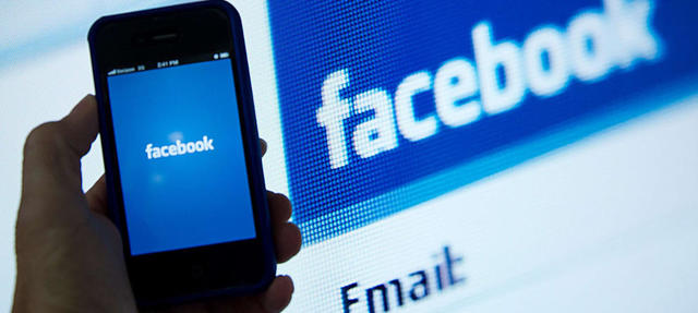 Lanzamiento de Facebook