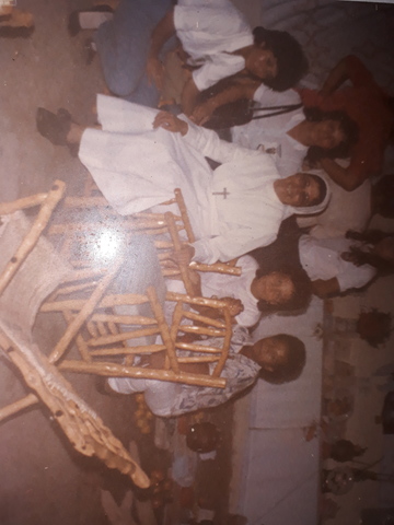 ADOLESCENCIA Y JUVENTUD ( Crecer no significa dejar de soñar y ser niño)