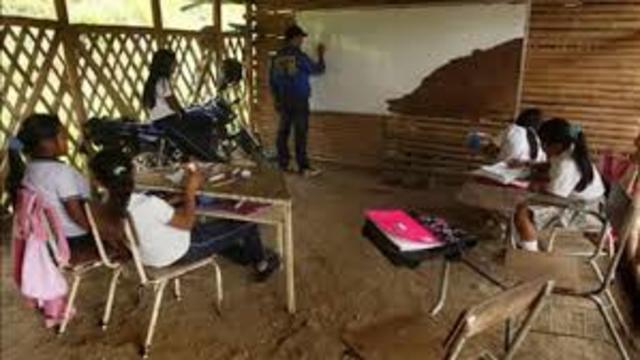 SIGO MIS SUEÑOS Y EL UNIVERSO ABRIRÁ PUERTAS  DONDE NO HAY PAREDES