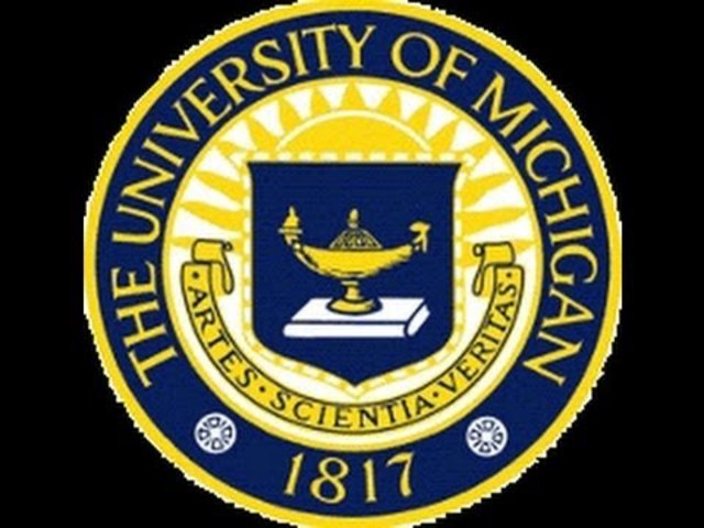 Universidad de  Michigan .