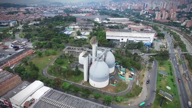 Se inició el programa de saneamiento del río Medellín, con la puesta en marcha de la  PTAR en San Fernando.