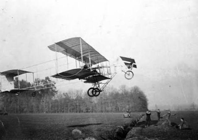 Primer Vuelo Aéreo