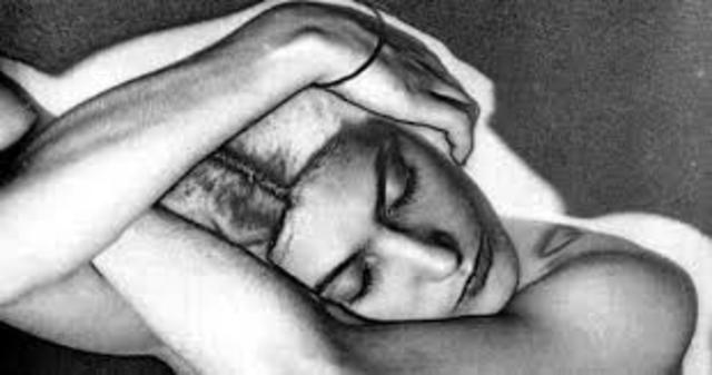 Man Ray, Mujer dormida.